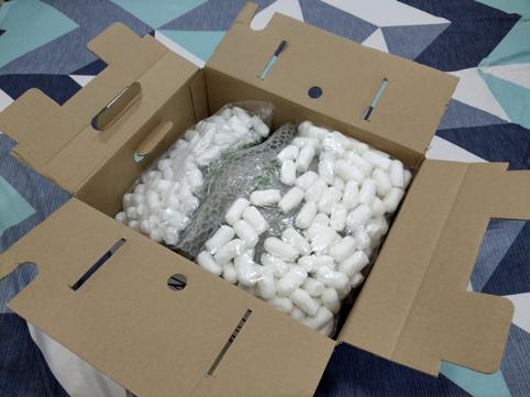 rx7x是街盔还是赛盔,arairx-7x头盔带刀侍卫拆箱