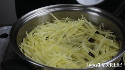 宝宝醋溜土豆丝的家常做法,醋溜土豆丝怎么做好吃儿童