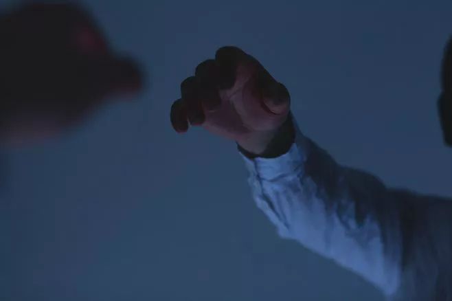 女生发微信状态很有趣,喜欢发微信的女生有哪些特点