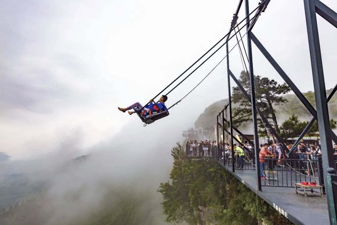 唯美景不可辜负诗词,荡秋千很美的风景