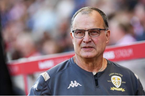 贝尔萨离开利兹联,利兹联主帅贝尔萨下课