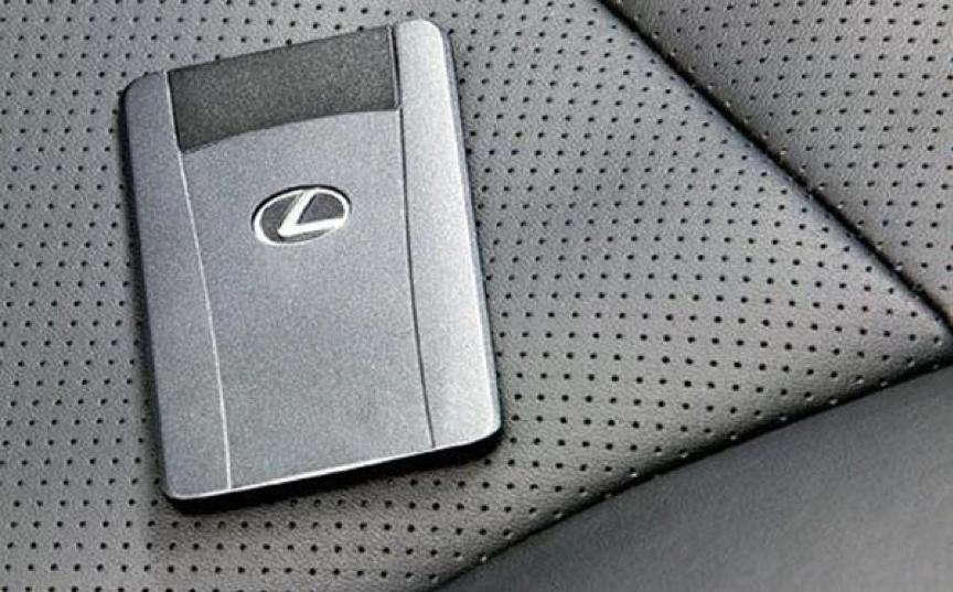 这些炫酷车钥匙，有的可能比一辆车还贵！