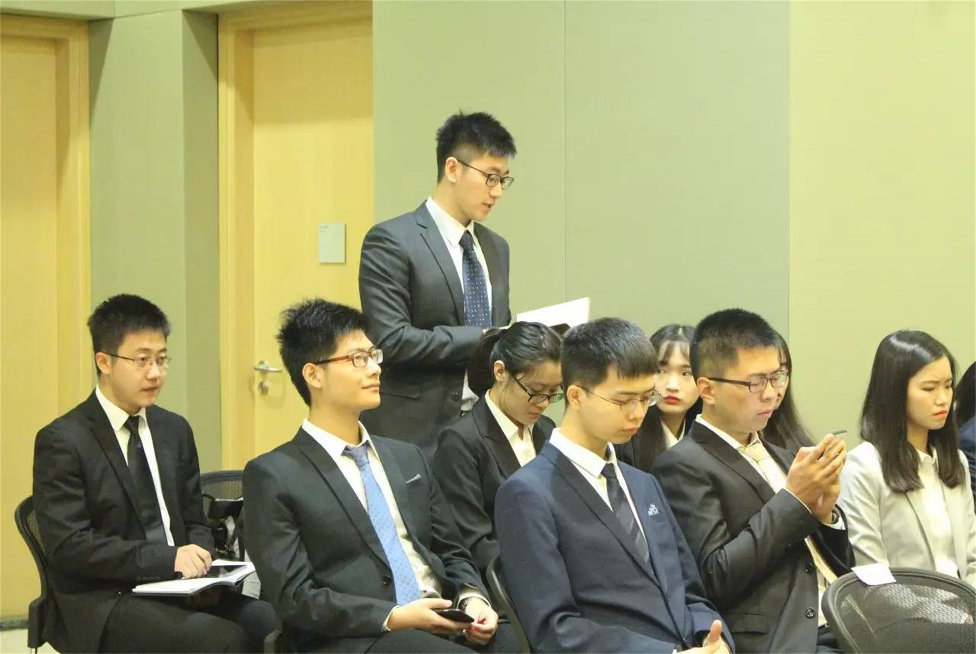 金融和会计学哪个专业好,金融和会计哪个难学