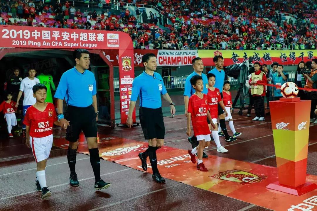 塔利斯卡对恒大比赛视频,恒大鲁能塔利斯卡