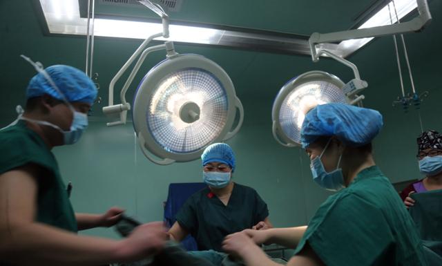 为什么生娃会冷,为什么剖腹产娃生下来超级冷