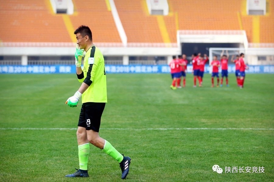 我与足球结缘,我与足球结下了不解之缘