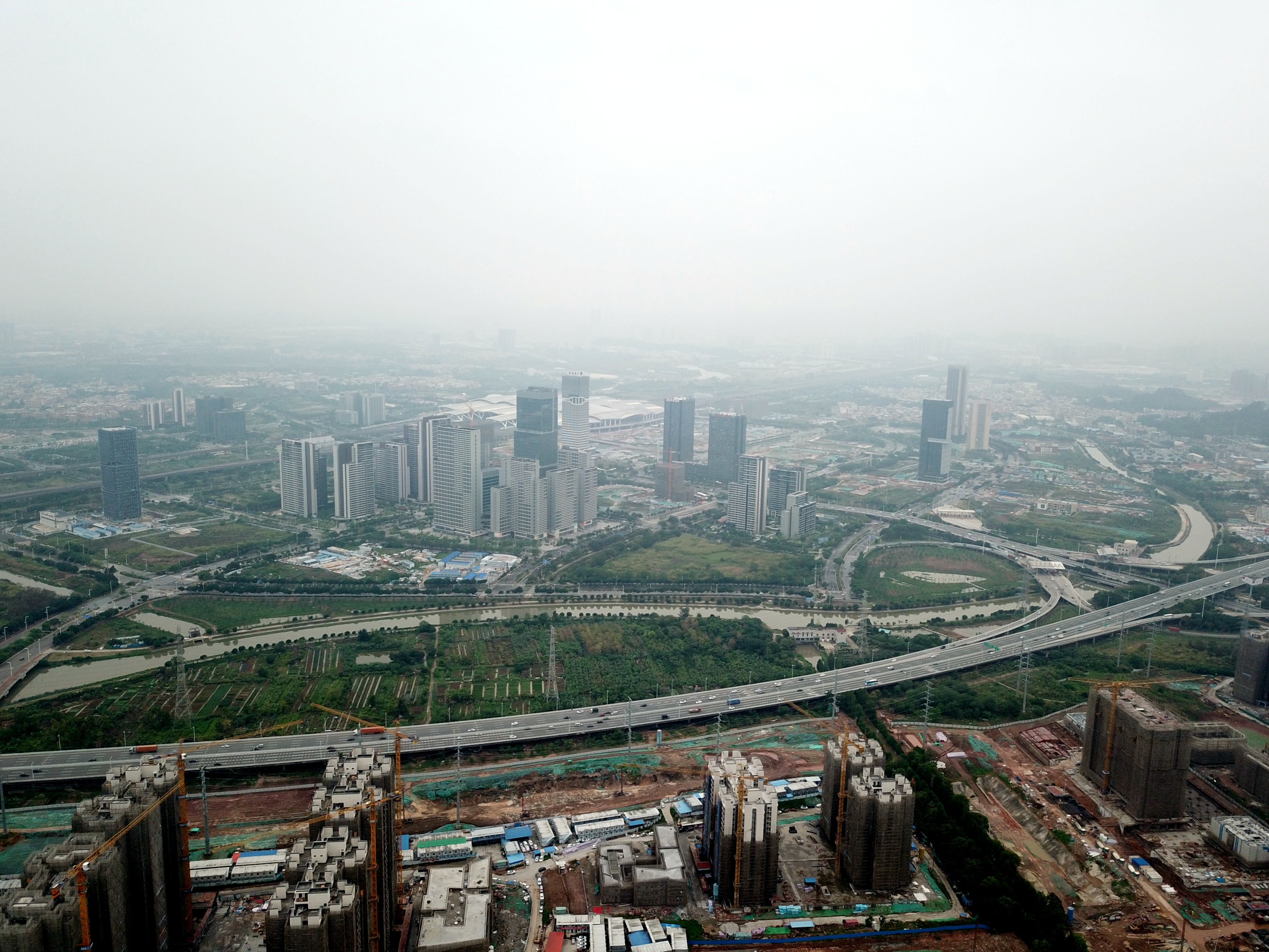 广州南站新城的前景,广州南站地标航拍