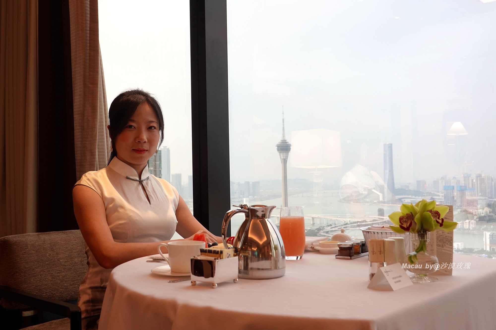 从3米高空跳到水里,世界最高蹦极澳门塔挑战成功