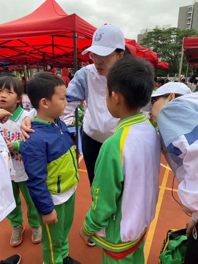 龙腾虎跃展英姿,龙腾虎跃展宏图