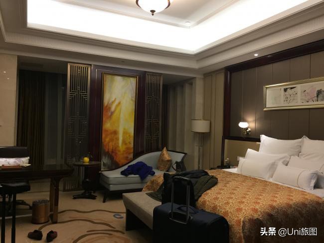 海外华人2019故乡行:去看看水漫金山的镇江金山江天禅寺,这个才是真正的金山寺,它今年真的没有被淹