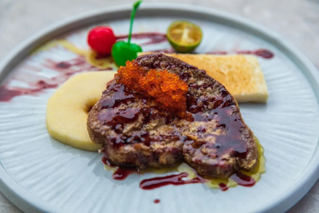 住进风景里温泉酒店,住进风景里旅游度假温泉酒店