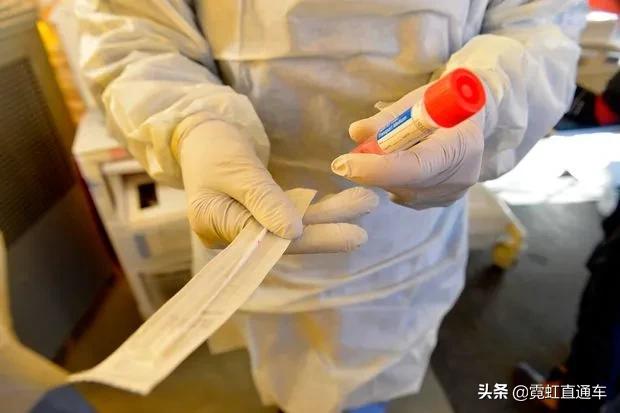 日本进口新冠自测试剂盒,以前的新冠试剂盒现在还能用吗