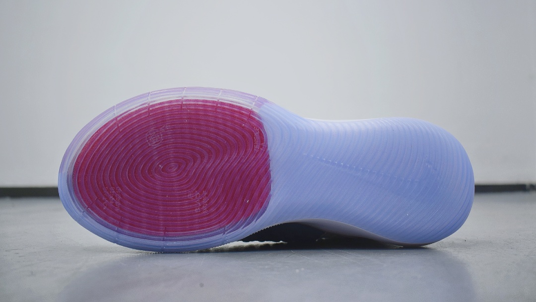 言足斋·测评丨Alphadunk:并不乐观的“头阵”