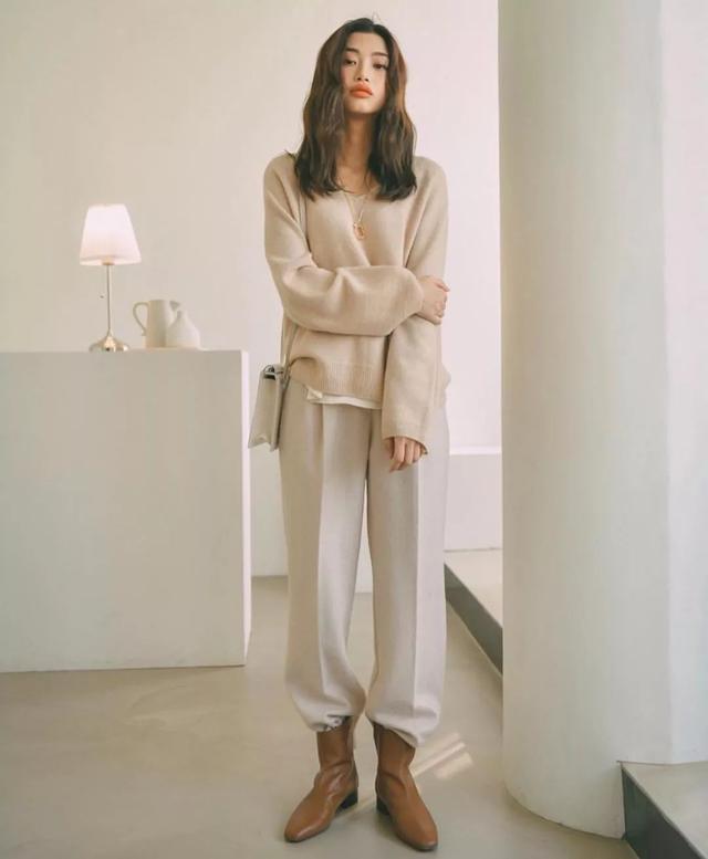 秋冬慵懒风穿出时髦贵气感,秋冬款极简风气质高级感