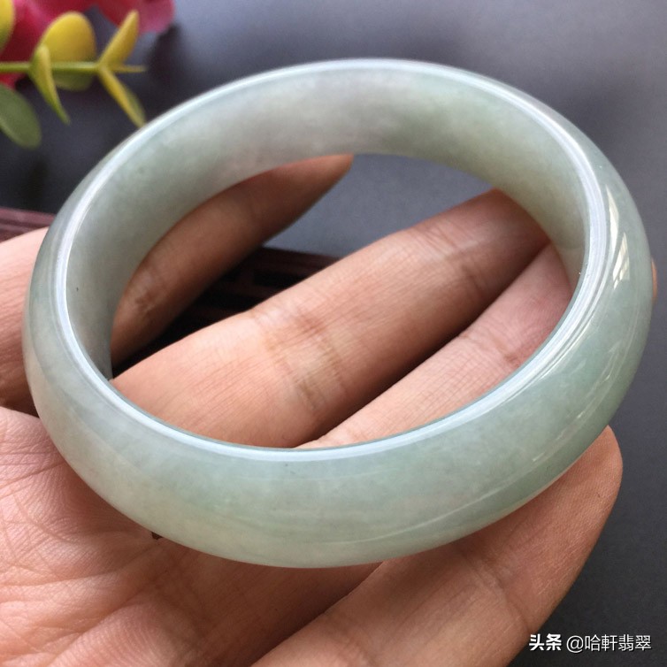 冰糯种和冰种哪个值钱,冰糯种与糯冰种的区别