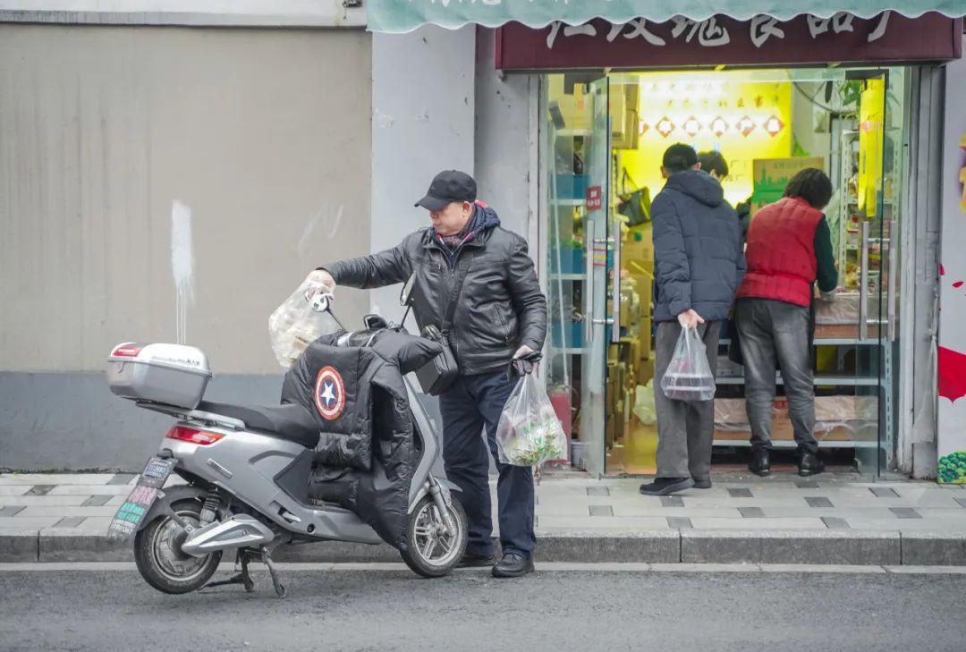 10㎡的食品厂，开了25年，吃过6种以上的孩子都打酱油了吧？