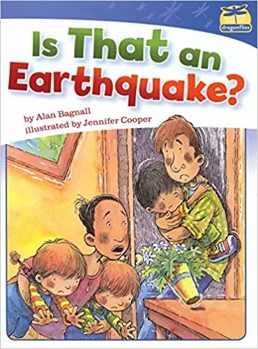 美国警察闯入学校保护学生,美国歹徒袭击学校