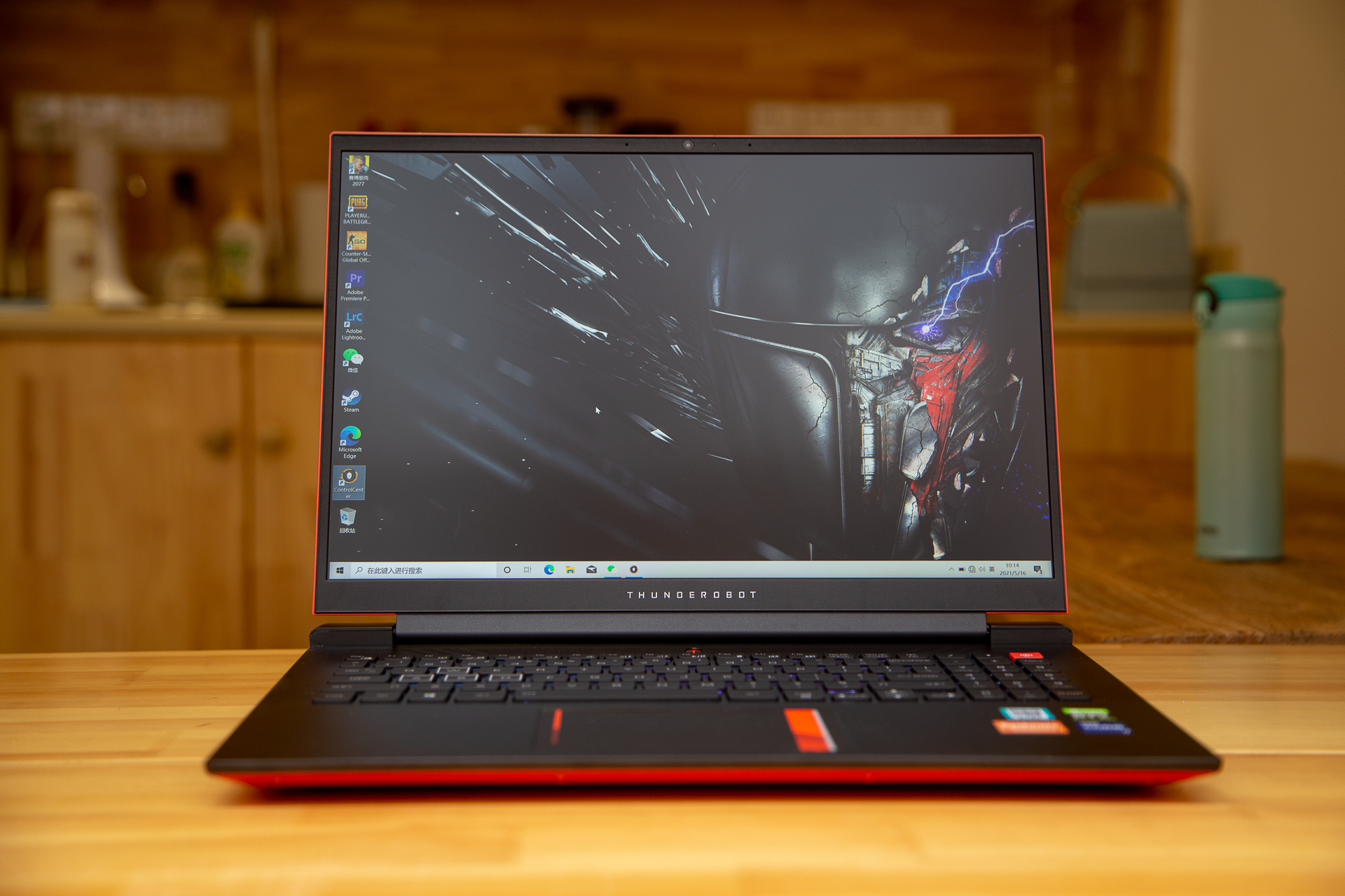 雷神zeror5800h和11800,雷神zero12700h3070ti测评