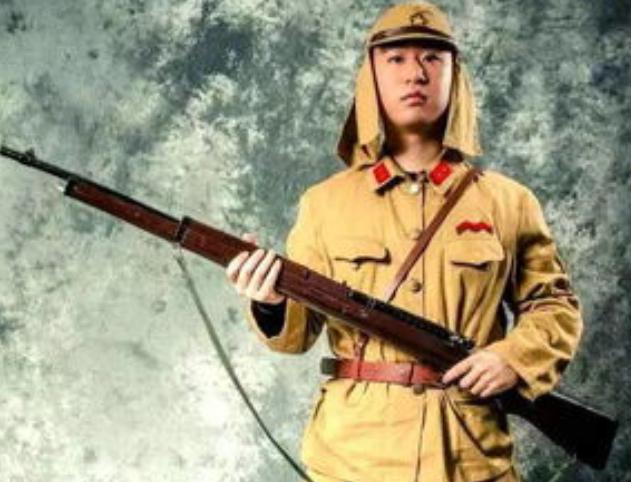 日本军帽为什么有三块布,日本军帽为什么有几块布