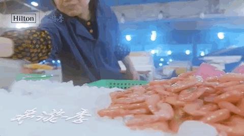 海花岛希尔顿海鲜自助餐团购,在希尔顿住酒店可以免费吃自助餐