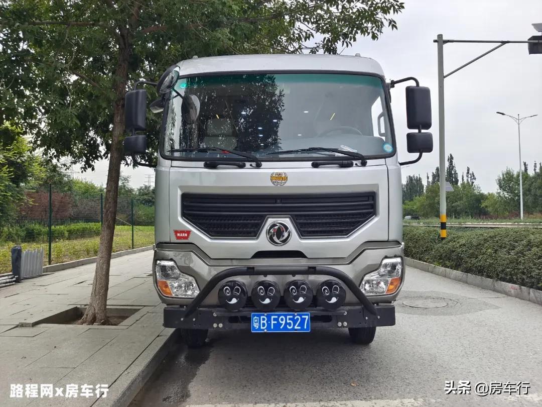 东风四驱挑战者越野房车试驾视频,东风挑战者四驱越野房车