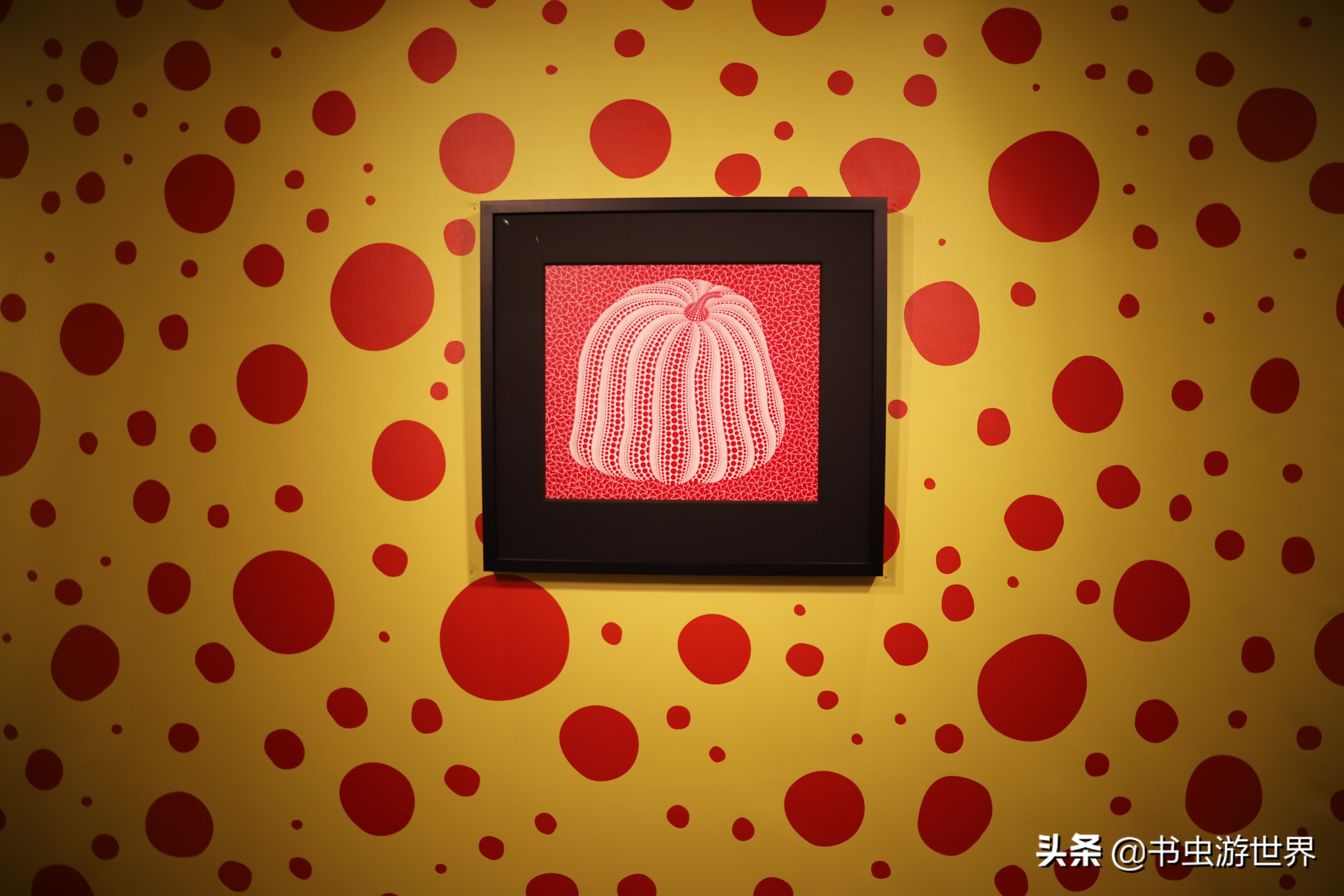 虚拟考古、气球女孩、波点女王:Moco的现当代艺术你能看懂几个?