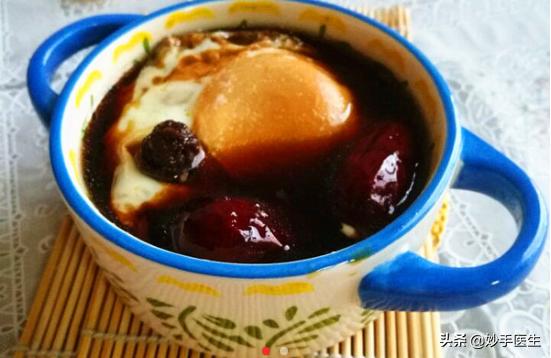 用酒煮鸡蛋有什么功效,米酒鸡蛋祛湿寒