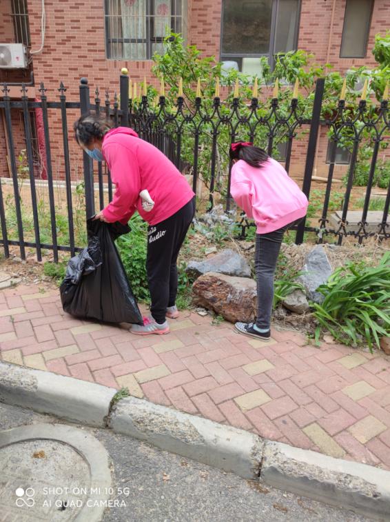 “你的影子”——记马栏义工队