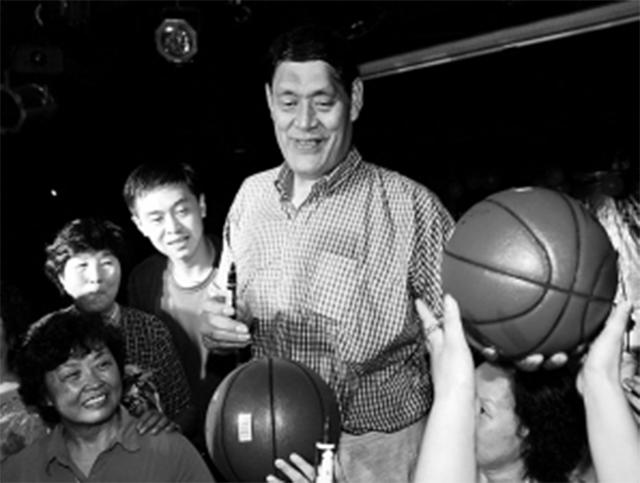 穆铁柱的身高是多少米,穆铁柱子女状况