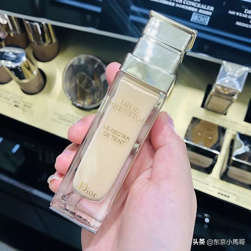 黛珂新出的气垫好用吗 (黛珂粉底液的气垫怎么样)