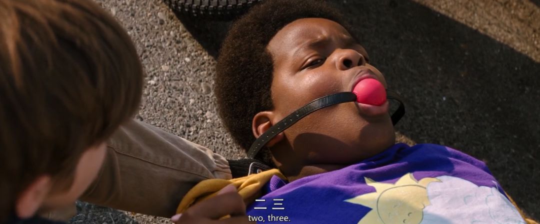 几个未成年演的电影,未成年人群演