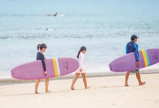 三亚冲浪第一名,中国冲浪第一人视频