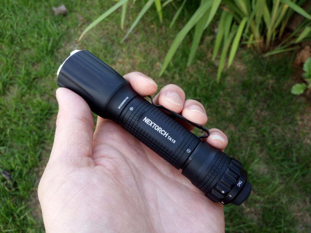 纳丽德ta15手电暴力测试,新款纳丽德ta15