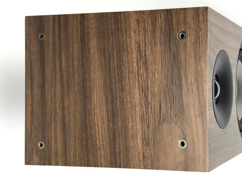 既能唱歌又能看电影的家庭影院,既能家庭影院又能k歌的音响