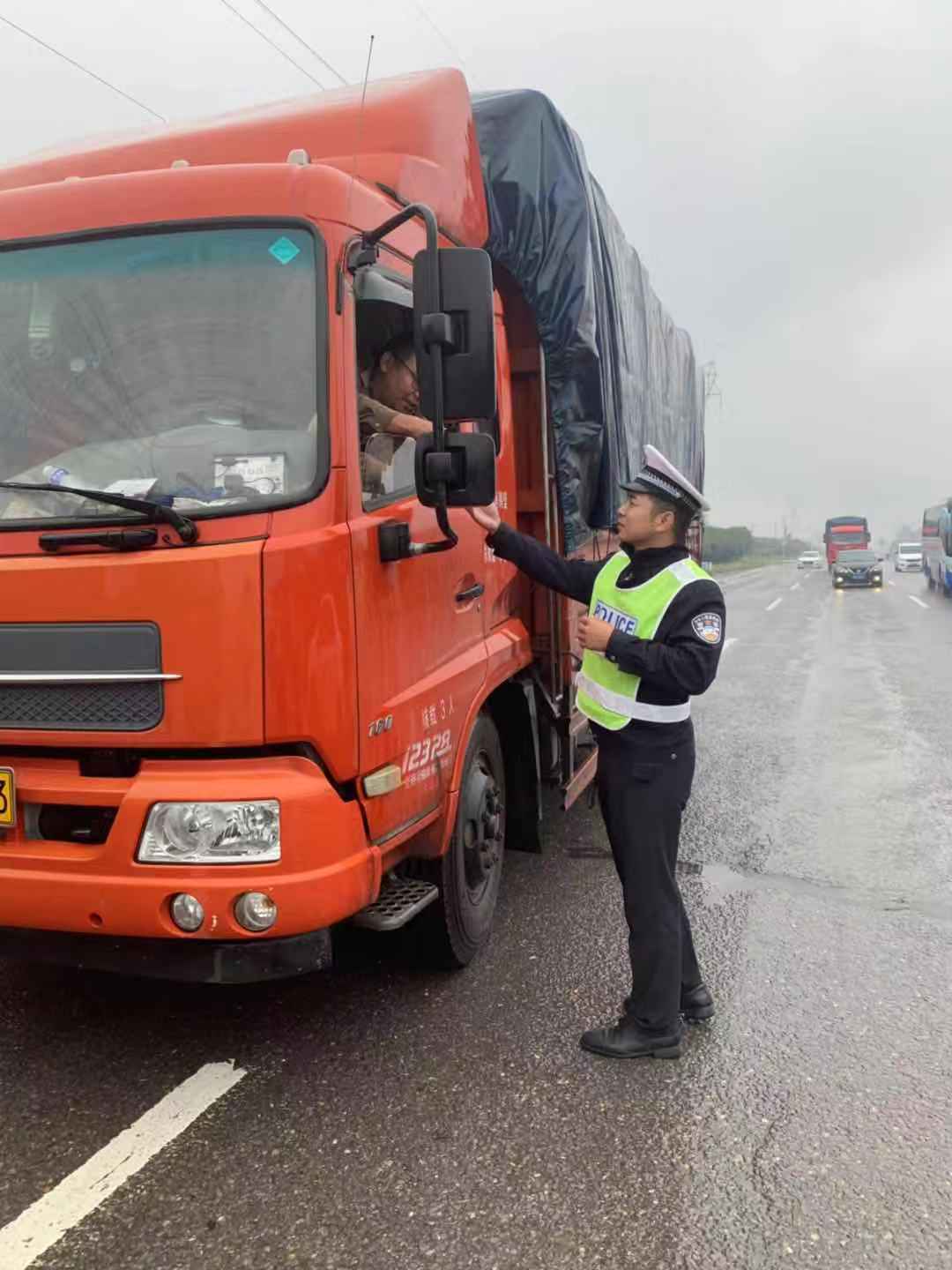 国庆节的坚守,国庆节坚守的视频