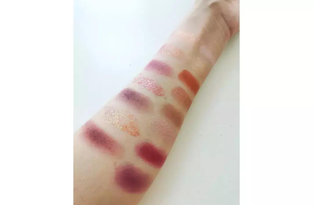 get这几款神仙眼影直男都为你心动,推荐超级好看的几款眼影给大家