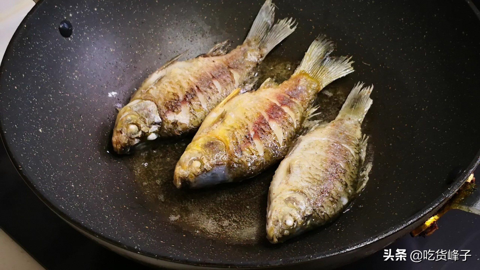 无论做什么鱼，炖时做好这几步，鱼肉不老不腥，美味多汁，太香了