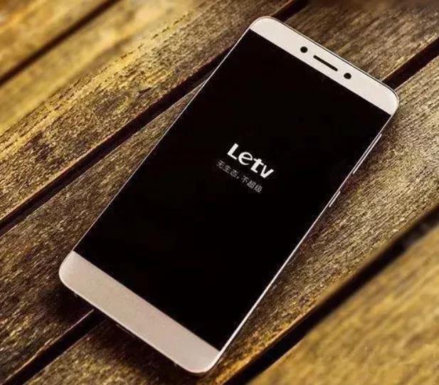 那些年曾风靡一时的手机,那些年我们追过的智能手机