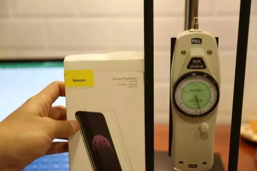 怎么揭掉iphone的钢化膜,iphone钢化膜贴膜神器测评