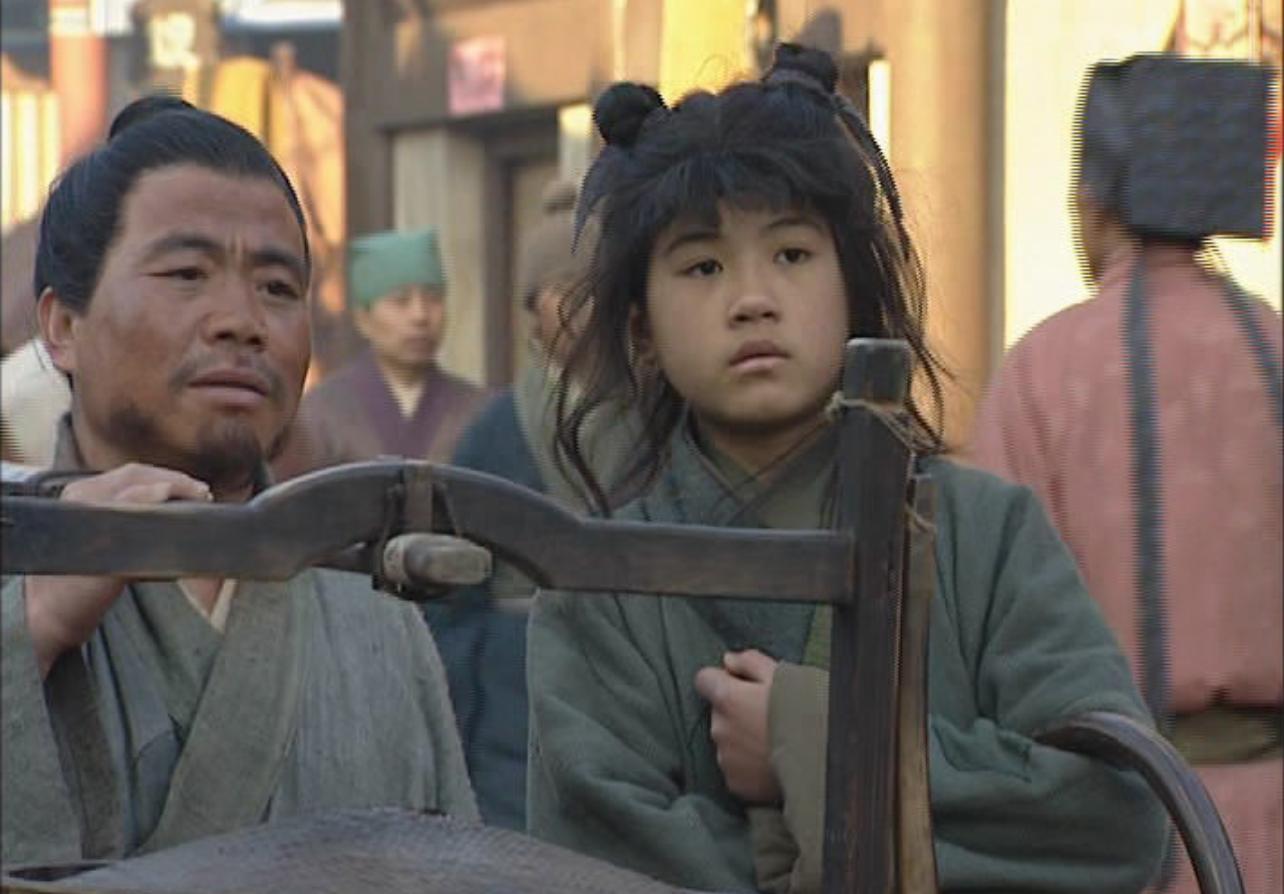 黄堂造谣，“三寸丁、谷树皮”卖炊饼的武大郎，其实是一个*男美**子