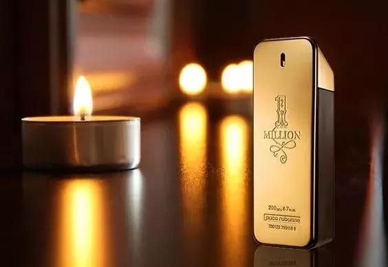 哪款香水好闻又持久男生适合用,男生喷的淡香水推荐哪款好闻