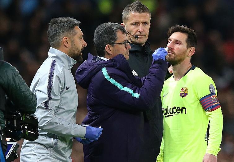 梅西踢出10分球,梅西踢出了诡异的弧线球