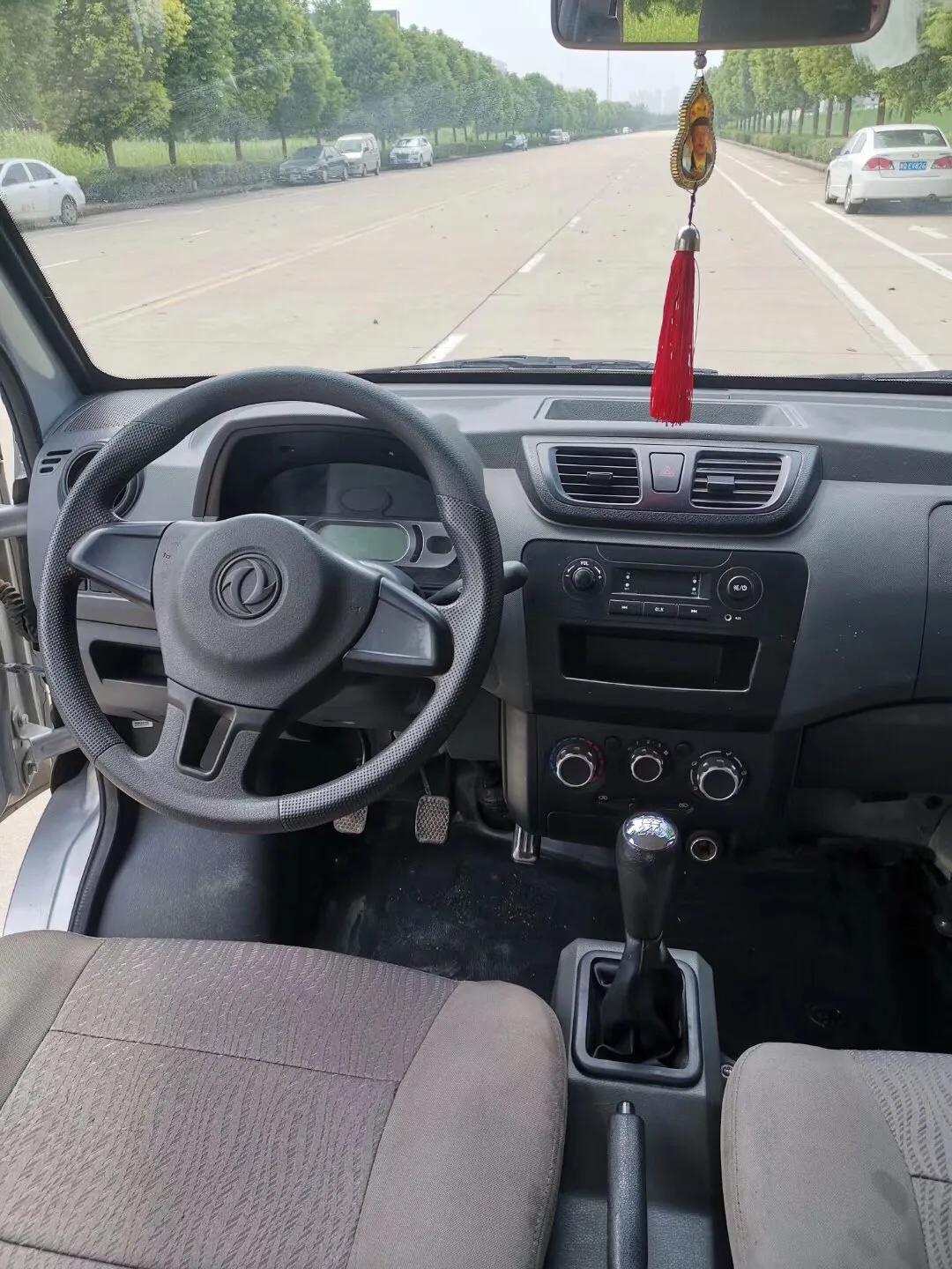 2012年东风小康c37,2017年东风小康c32什么配置