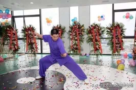 正确的松腰骨姿势,松腰小窍门