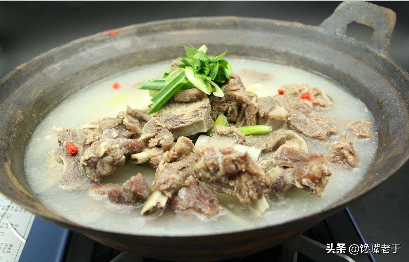 炖羊肉切记4大要点,炖羊肉千万别乱加大料
