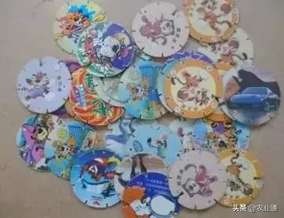 80后小时候玩的纸玩具,小时候玩过的玩具80后满满的回忆