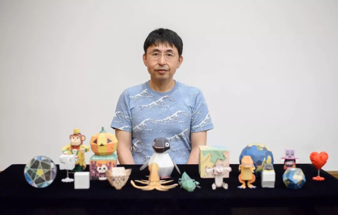 吉尼斯世界纪录飞最久纸飞机教程,世界上折得最远的纸飞机