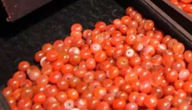 如何搭配适合自己的手串,正确的手串怎么样搭配好看