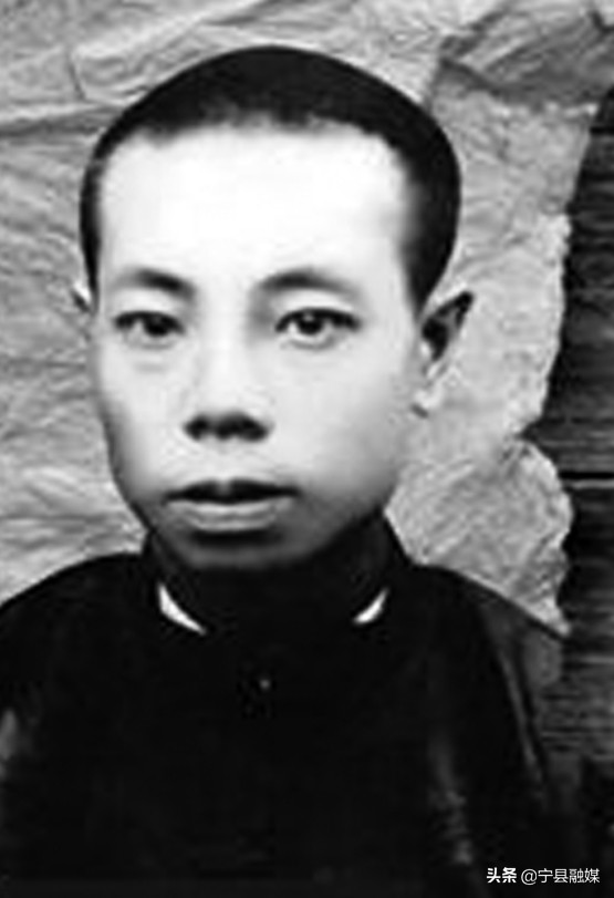 毛*东泽**是怎么上井冈山的