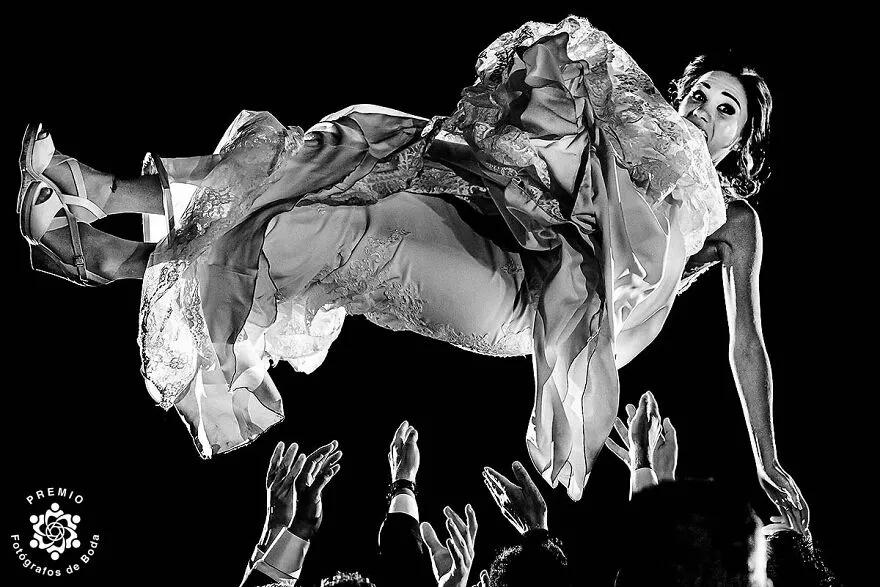 100寮犳渶鏂拌幏濂栧绀肩収,33涓幏濂栫殑濠氱ぜ鐓х墖瀹屽叏鍚稿紩鐪肩悆